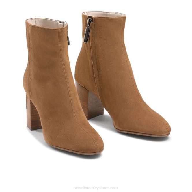 נשים מגף עם עקב של katie dryleks חום 0X82297 Russell And Bromley